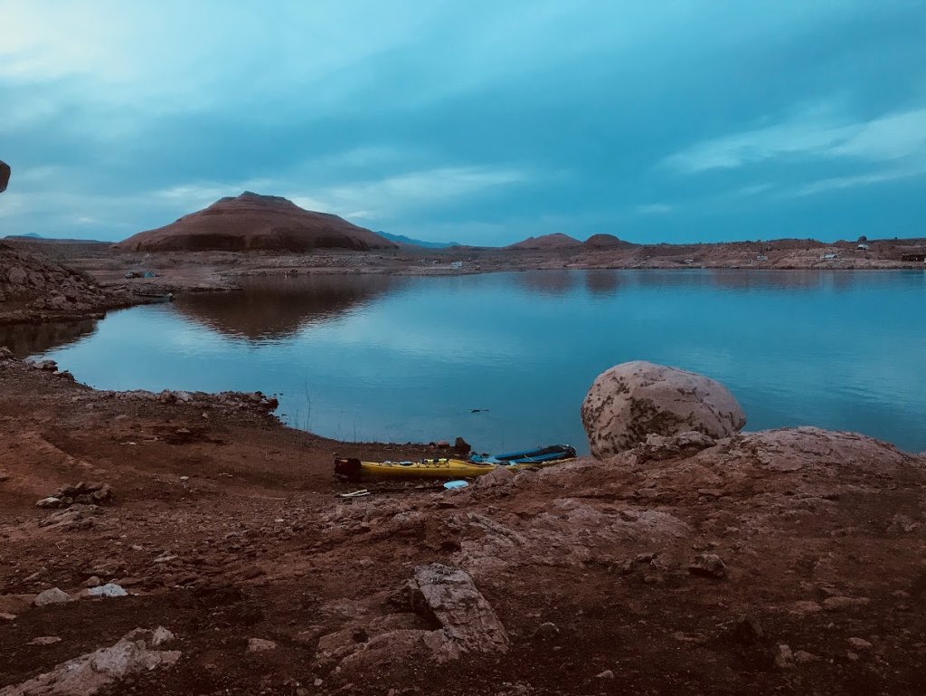 Best camping spots near Lake Powell